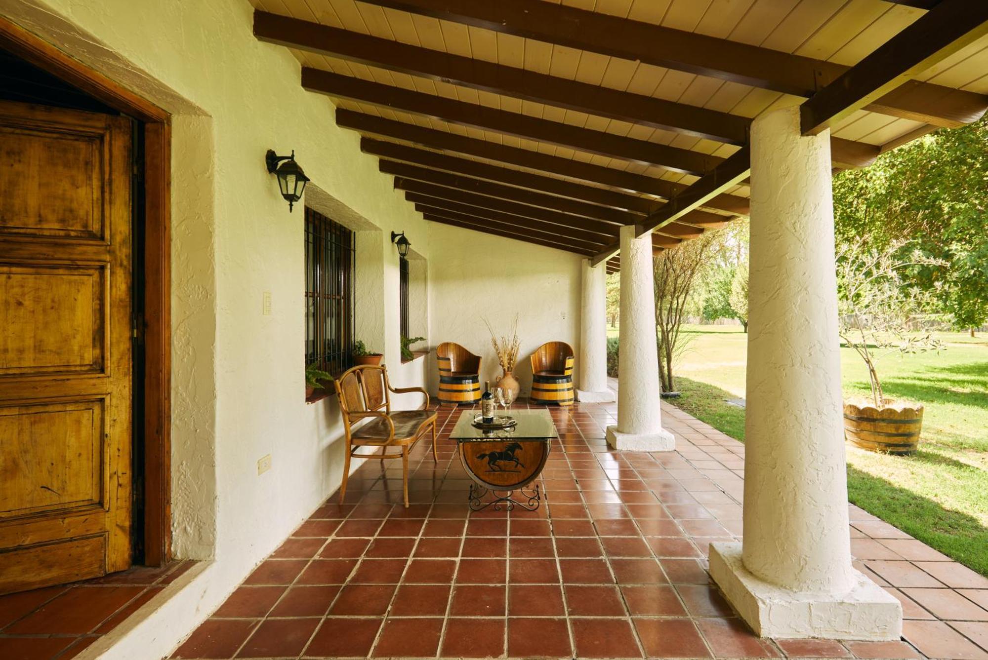 Posada La Celia Eugenio Bustos Exterior photo